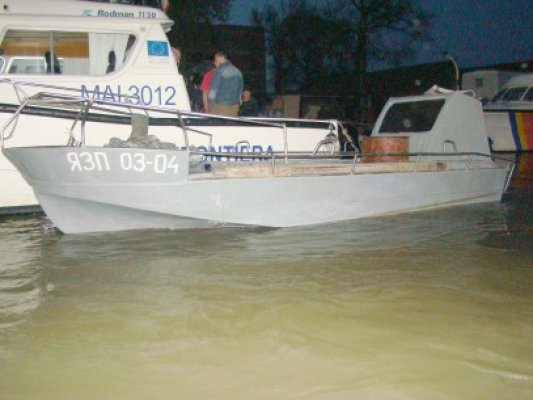 Braconieri ucraineni, prinşi de Garda de Coastă